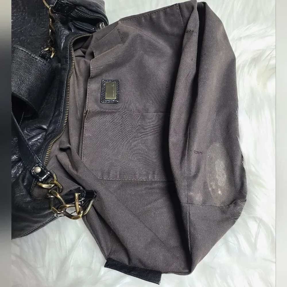 💯 Authentic Fendi Hobo Handbag 🍀 - Picture 9 of 17